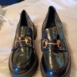 Women Black Loafers with Gold Accents Size 9 Sheln